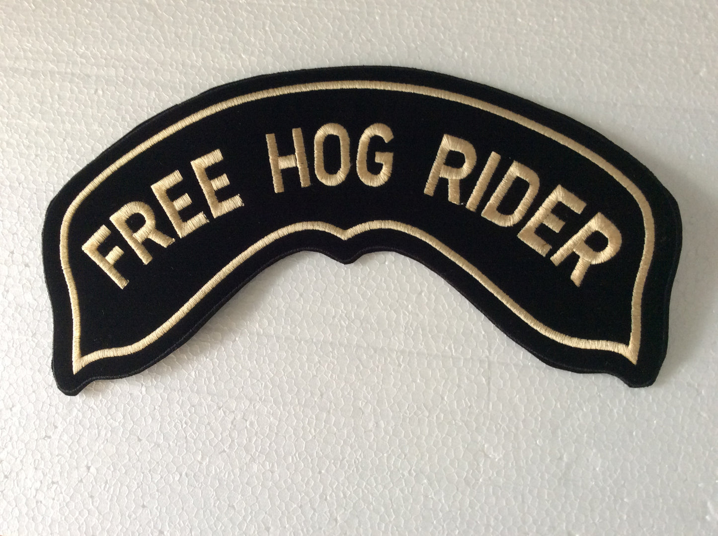 Petit ecusson, rocker patch FREE HOG RIDER